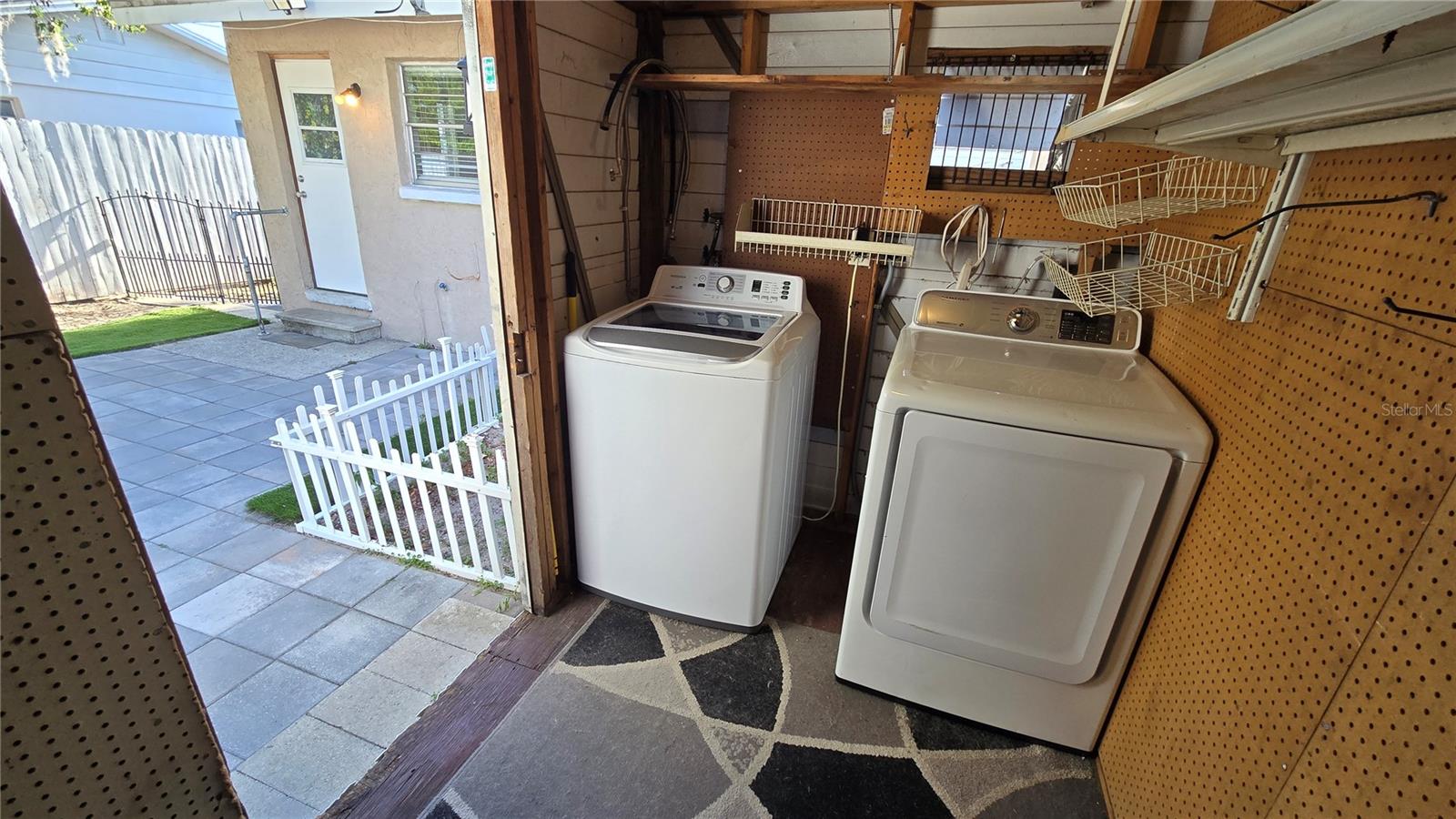 Image 36 of 40 For 5347 Satsuma Drive