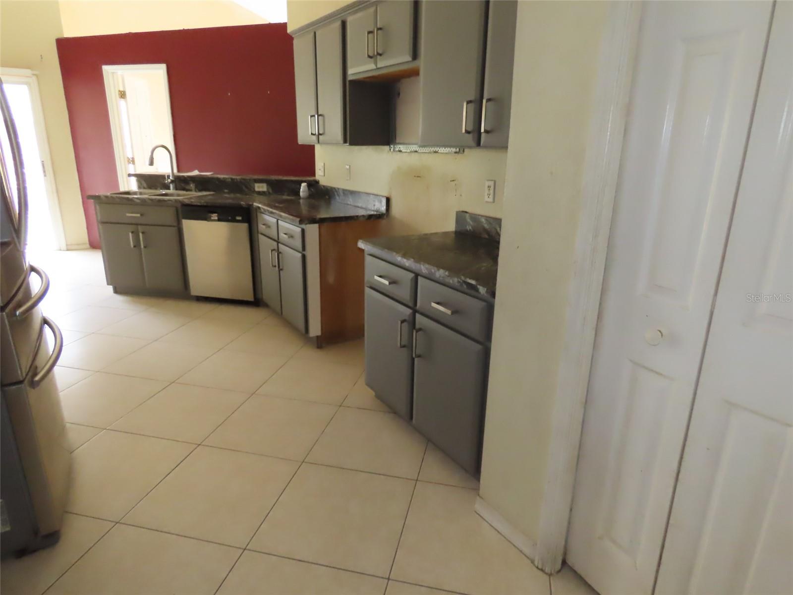 Image 13 of 24 For 8902 Breland Drive