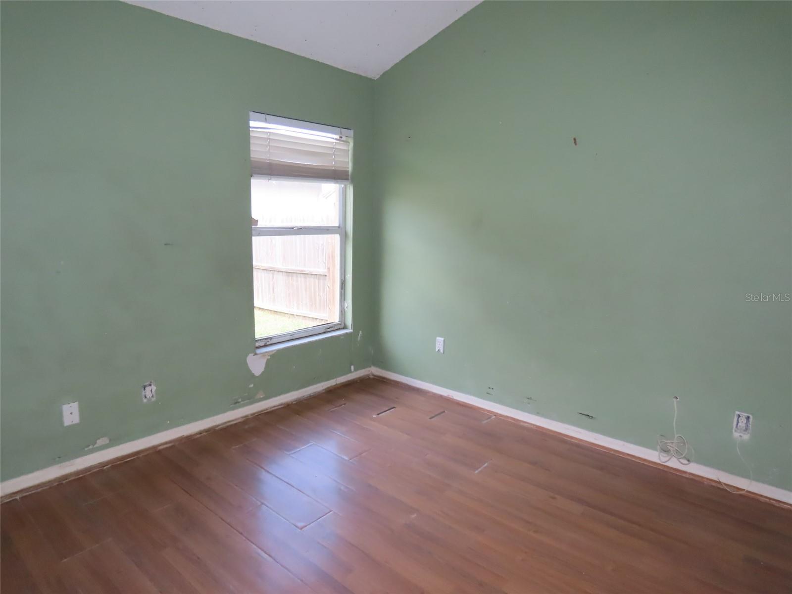 Image 14 of 24 For 8902 Breland Drive