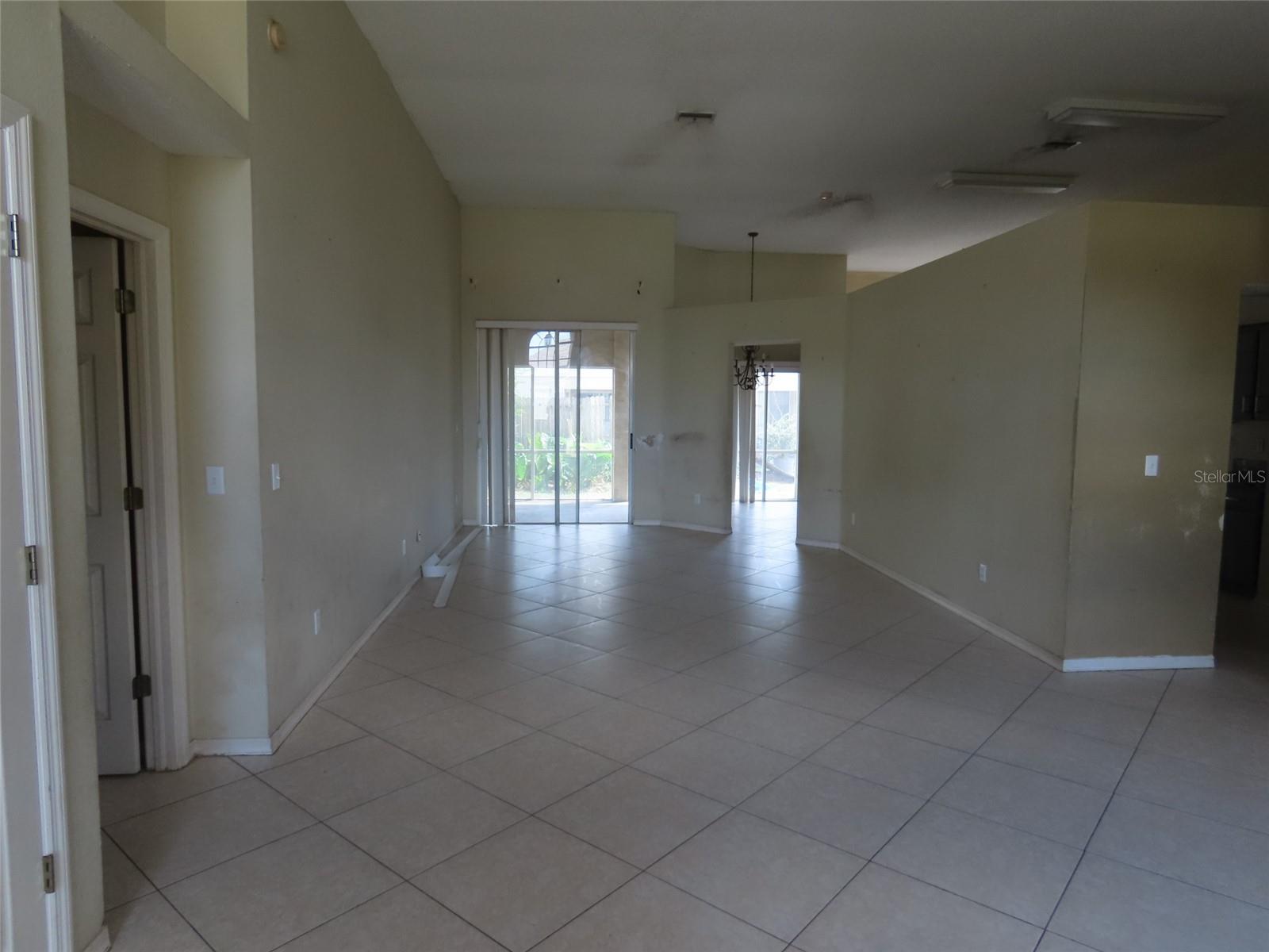 Image 3 of 24 For 8902 Breland Drive