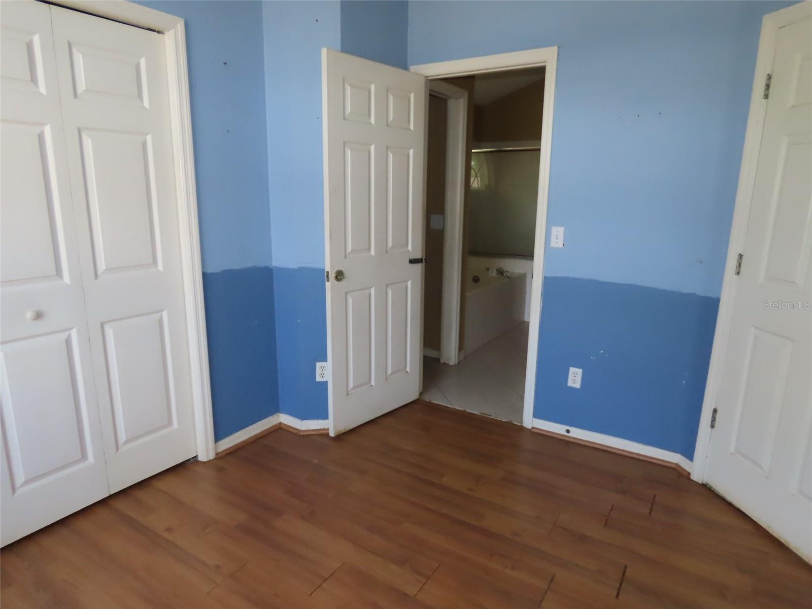 Image 6 of 24 For 8902 Breland Drive