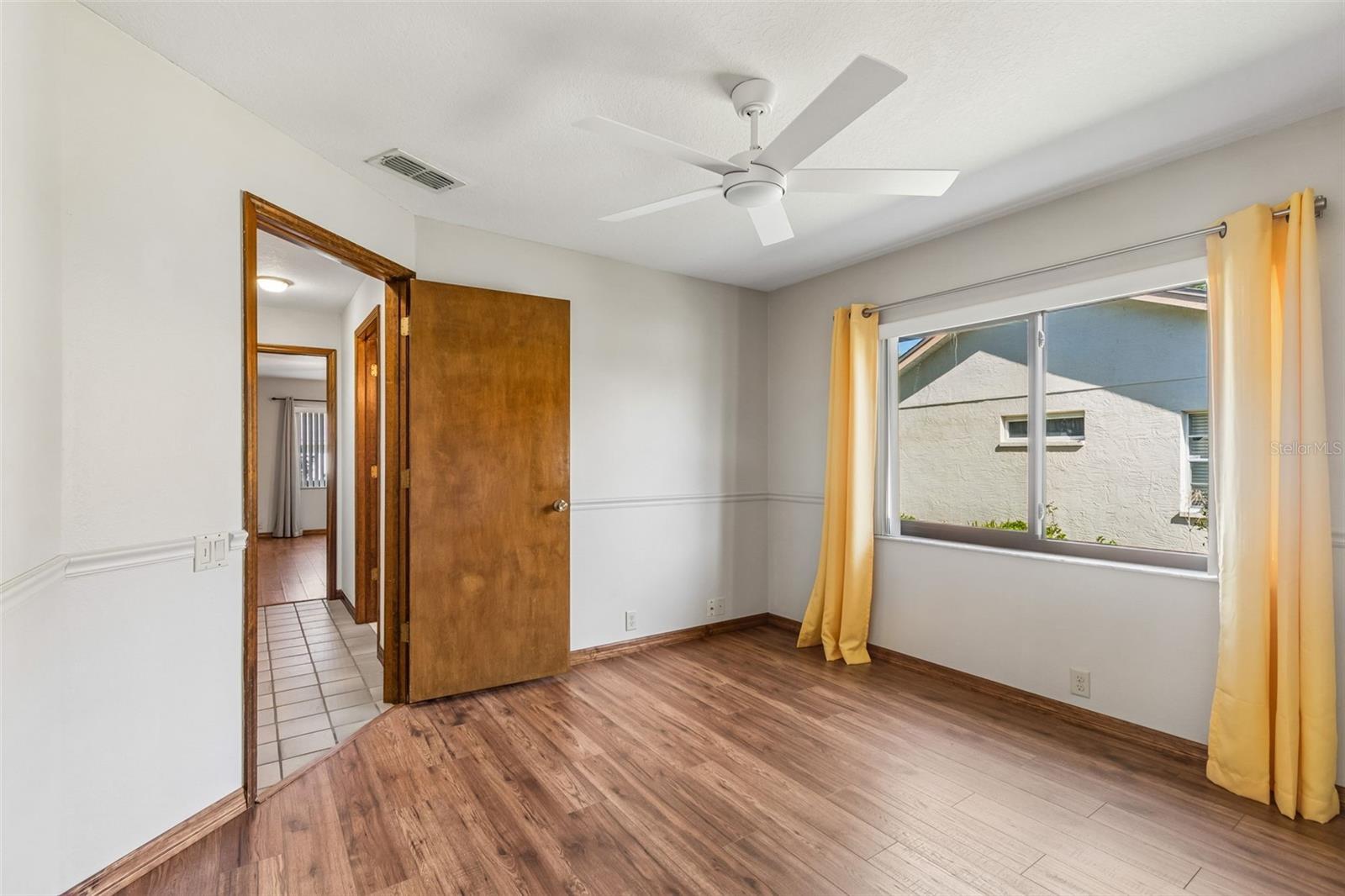 Image 17 of 41 For 8723 Ashbury Drive