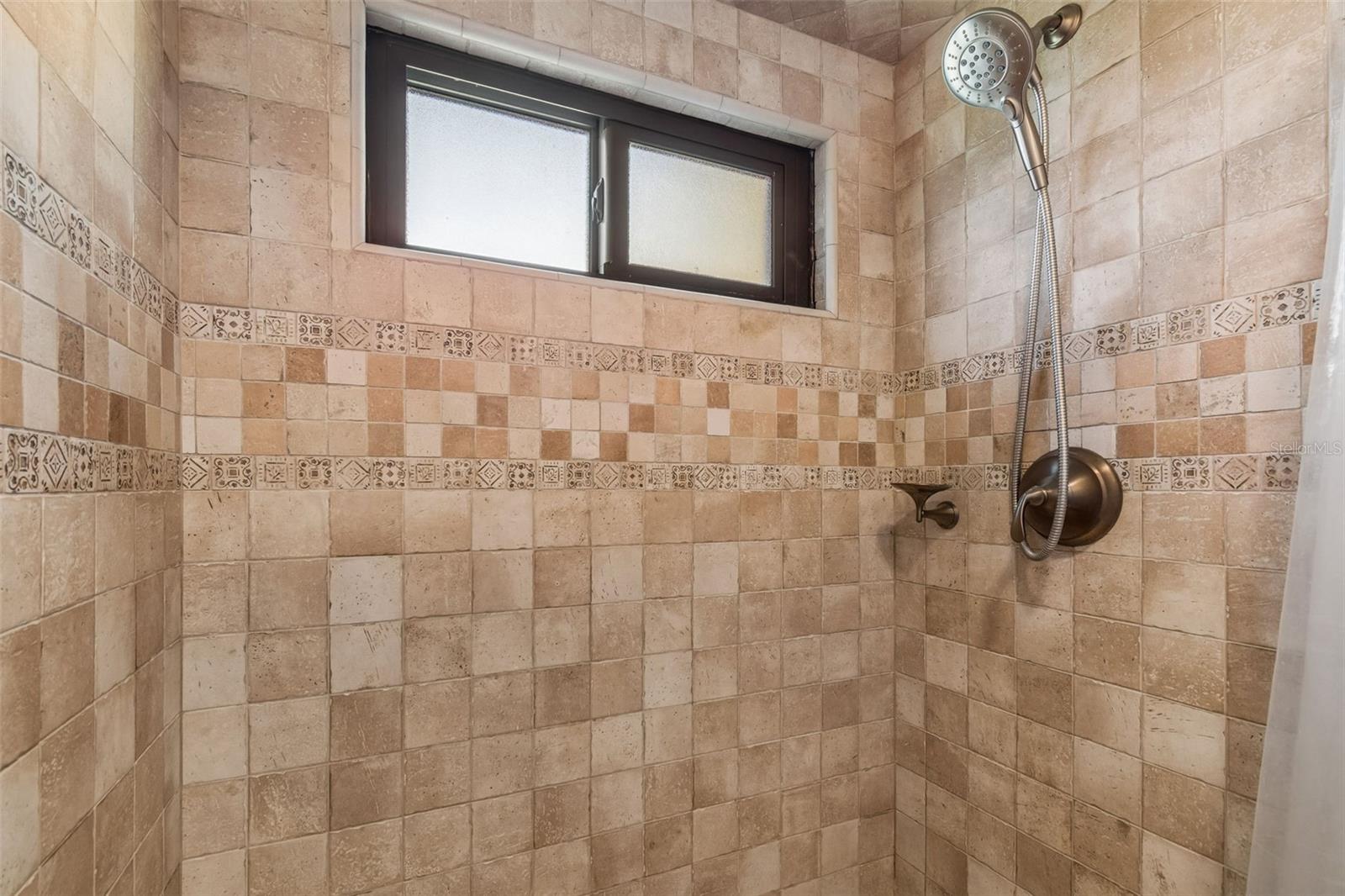 Image 24 of 41 For 8723 Ashbury Drive