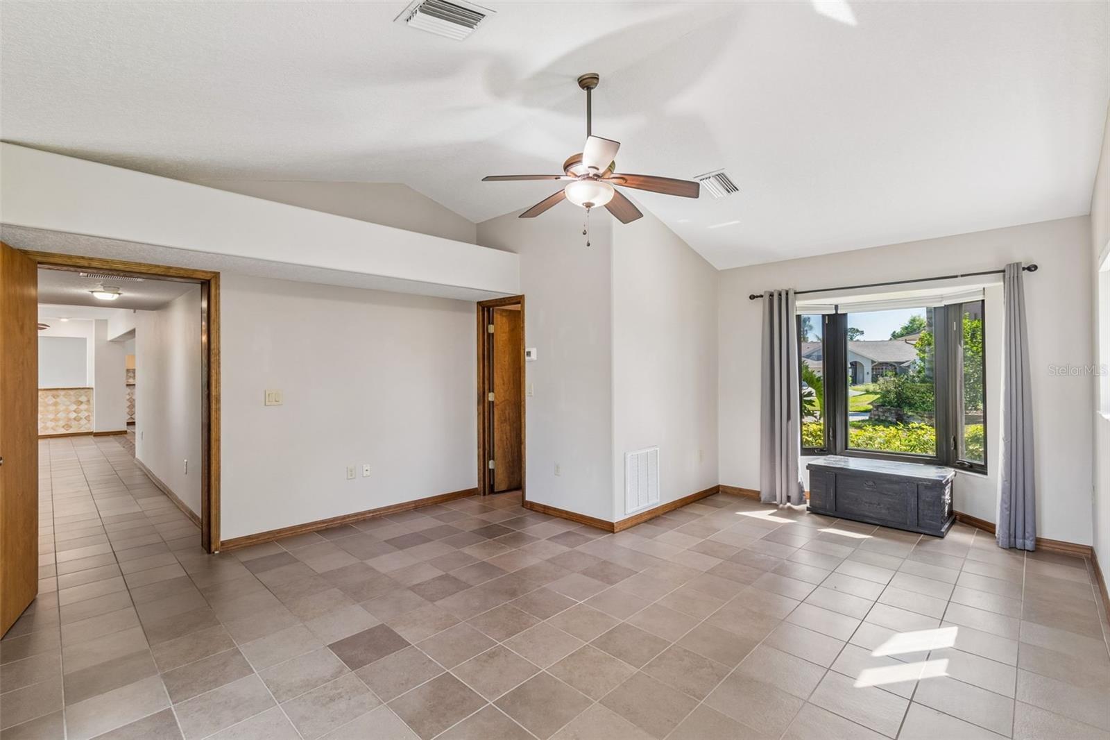 Image 26 of 41 For 8723 Ashbury Drive