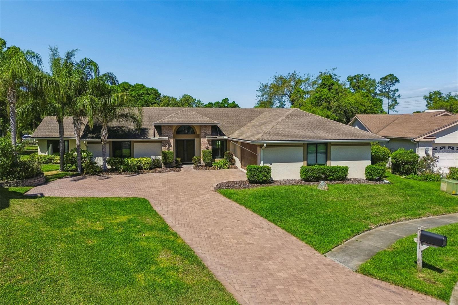 Image 34 of 41 For 8723 Ashbury Drive