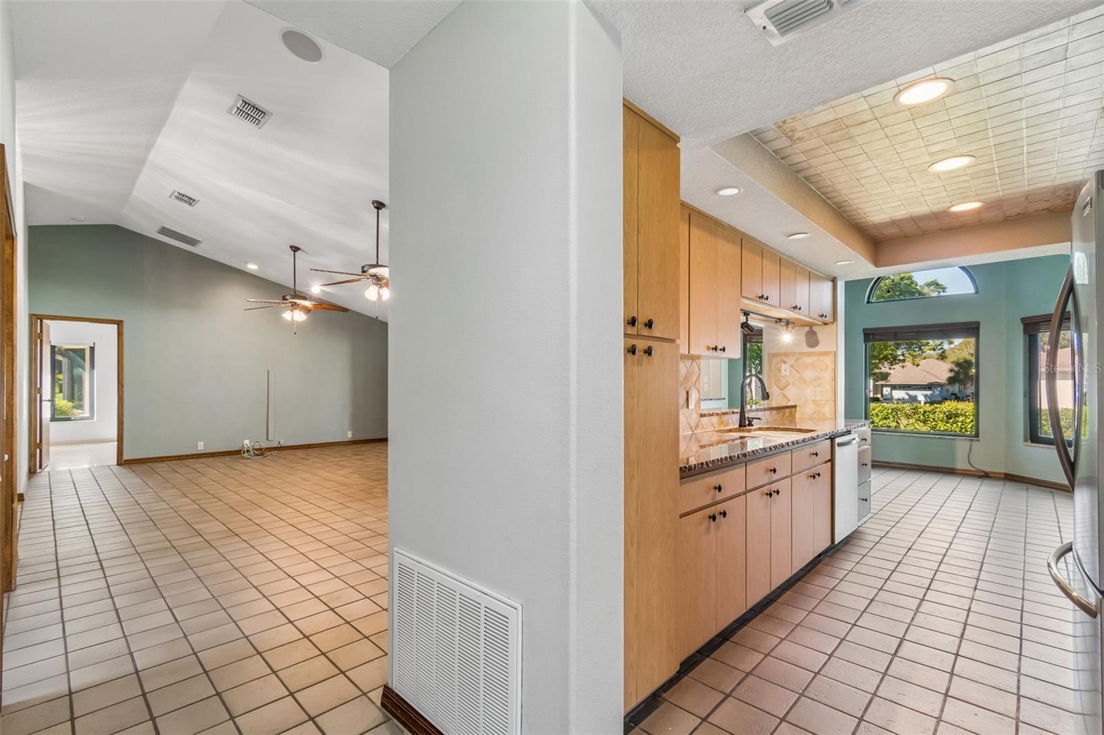 Image 6 of 41 For 8723 Ashbury Drive