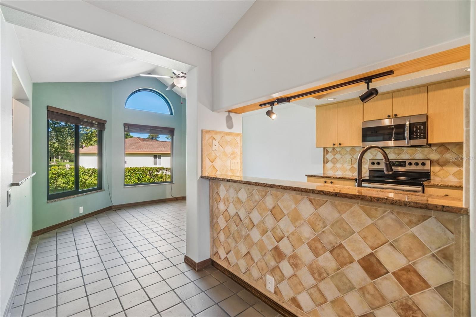 Image 8 of 41 For 8723 Ashbury Drive