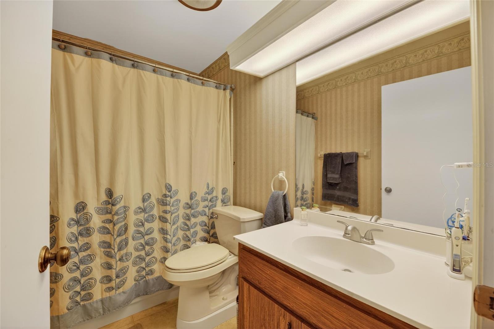 Image 27 of 38 For 1517 Ingram Drive