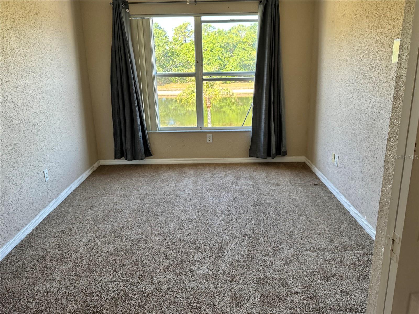 Image 14 of 18 For 9023 Pinebreeze Drive