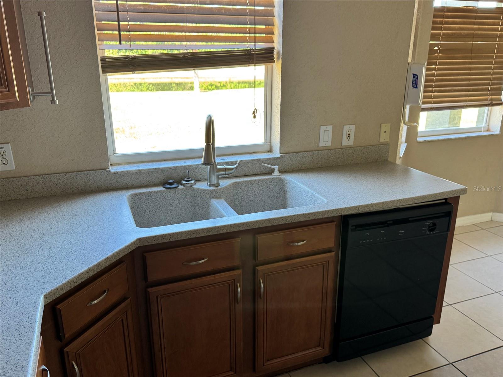 Image 8 of 18 For 9023 Pinebreeze Drive