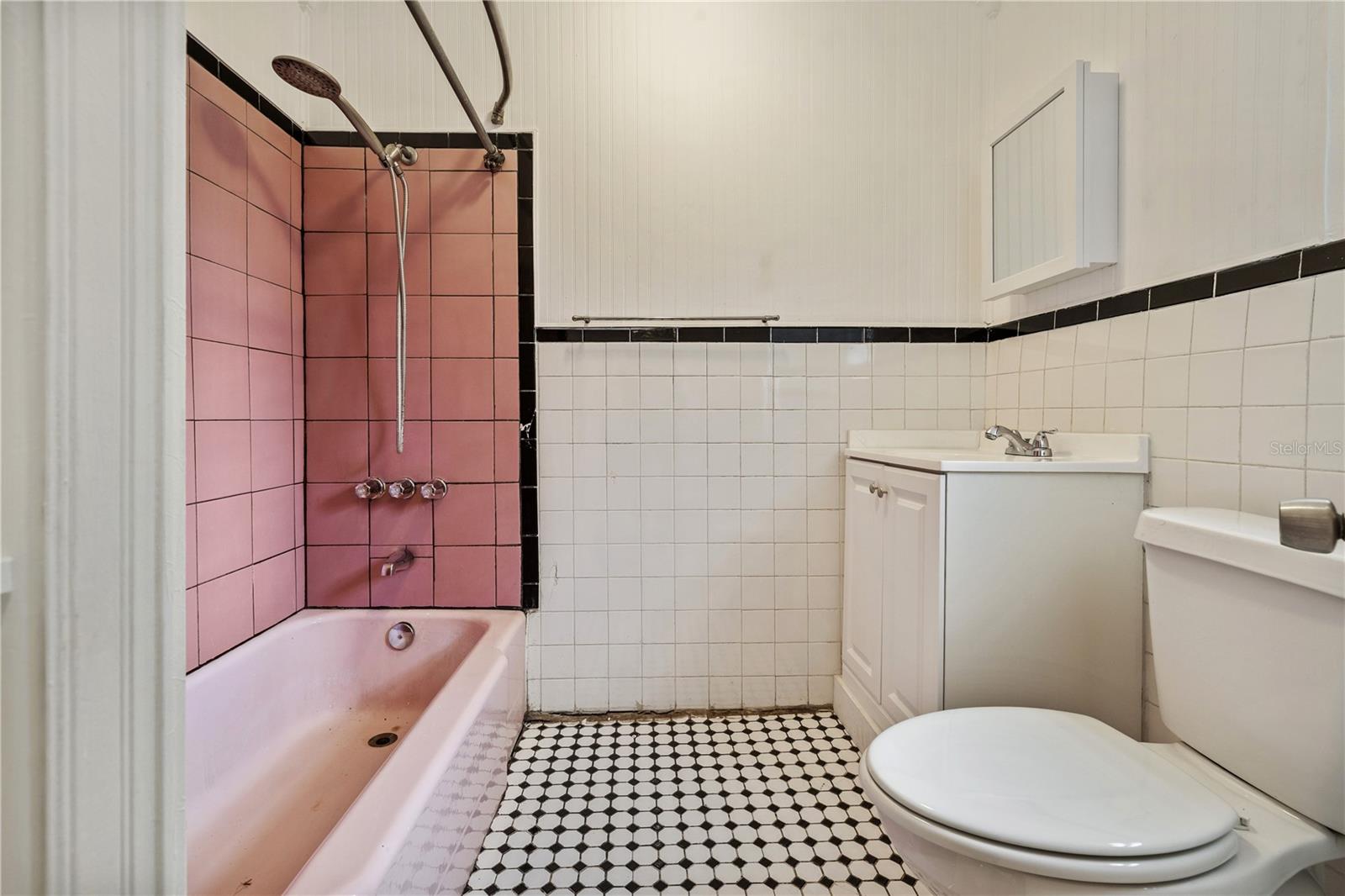 Image 14 of 20 For 6703 Elizabeth Street 1