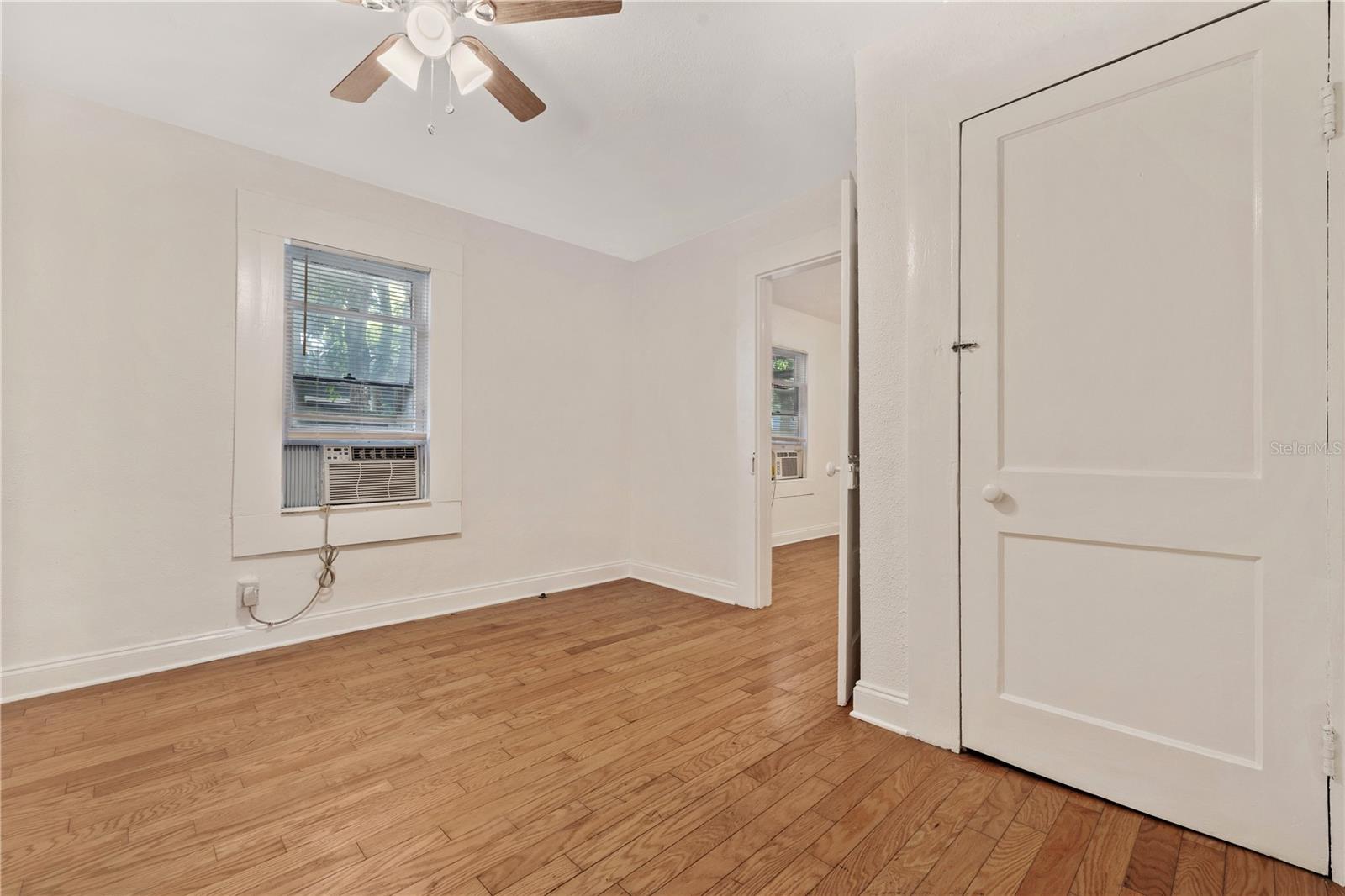 Image 18 of 20 For 6703 Elizabeth Street 1