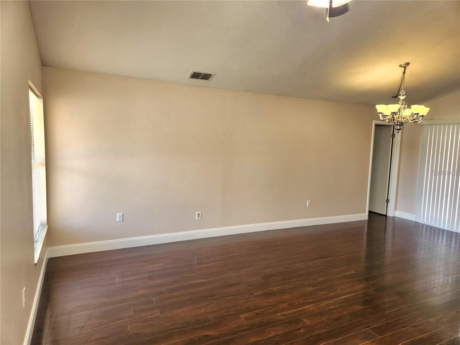 Image 13 of 24 For 7809 Vienna Lane