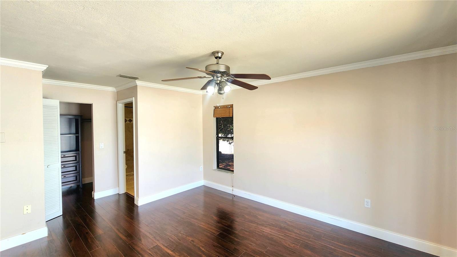 Image 15 of 24 For 7809 Vienna Lane