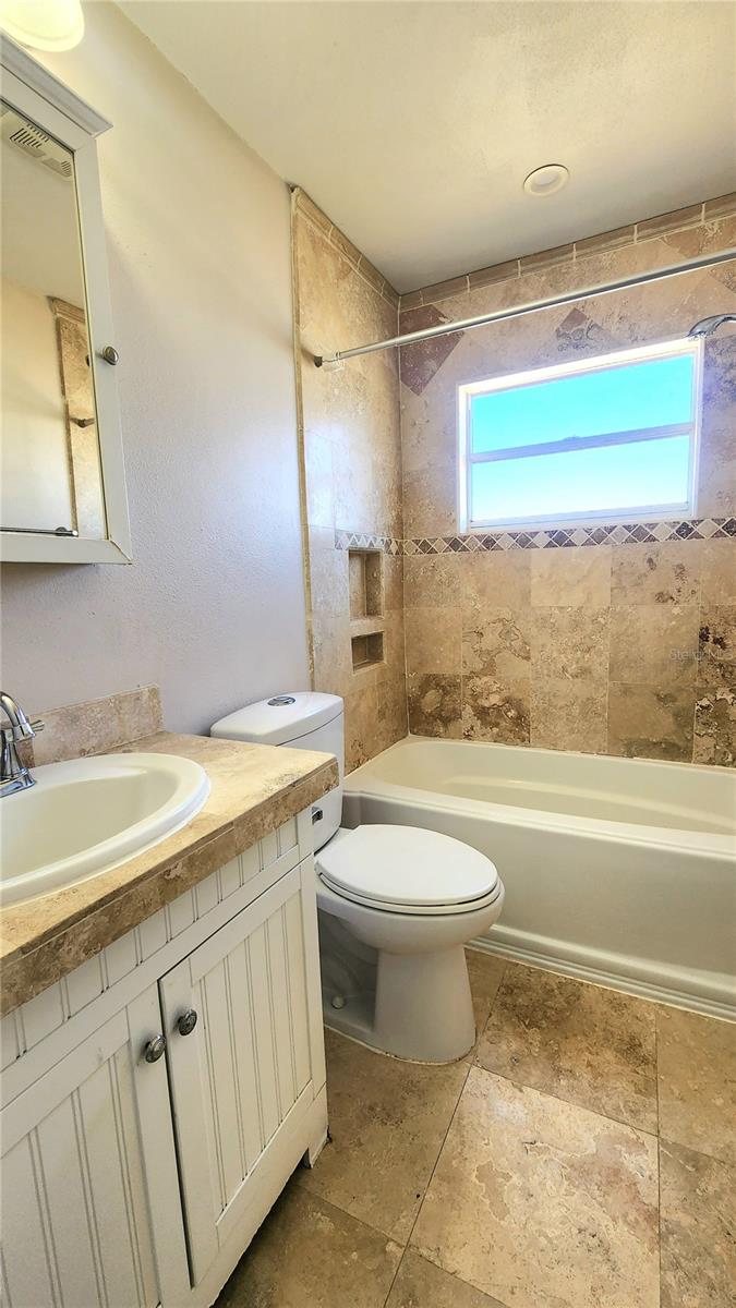 Image 18 of 24 For 7809 Vienna Lane