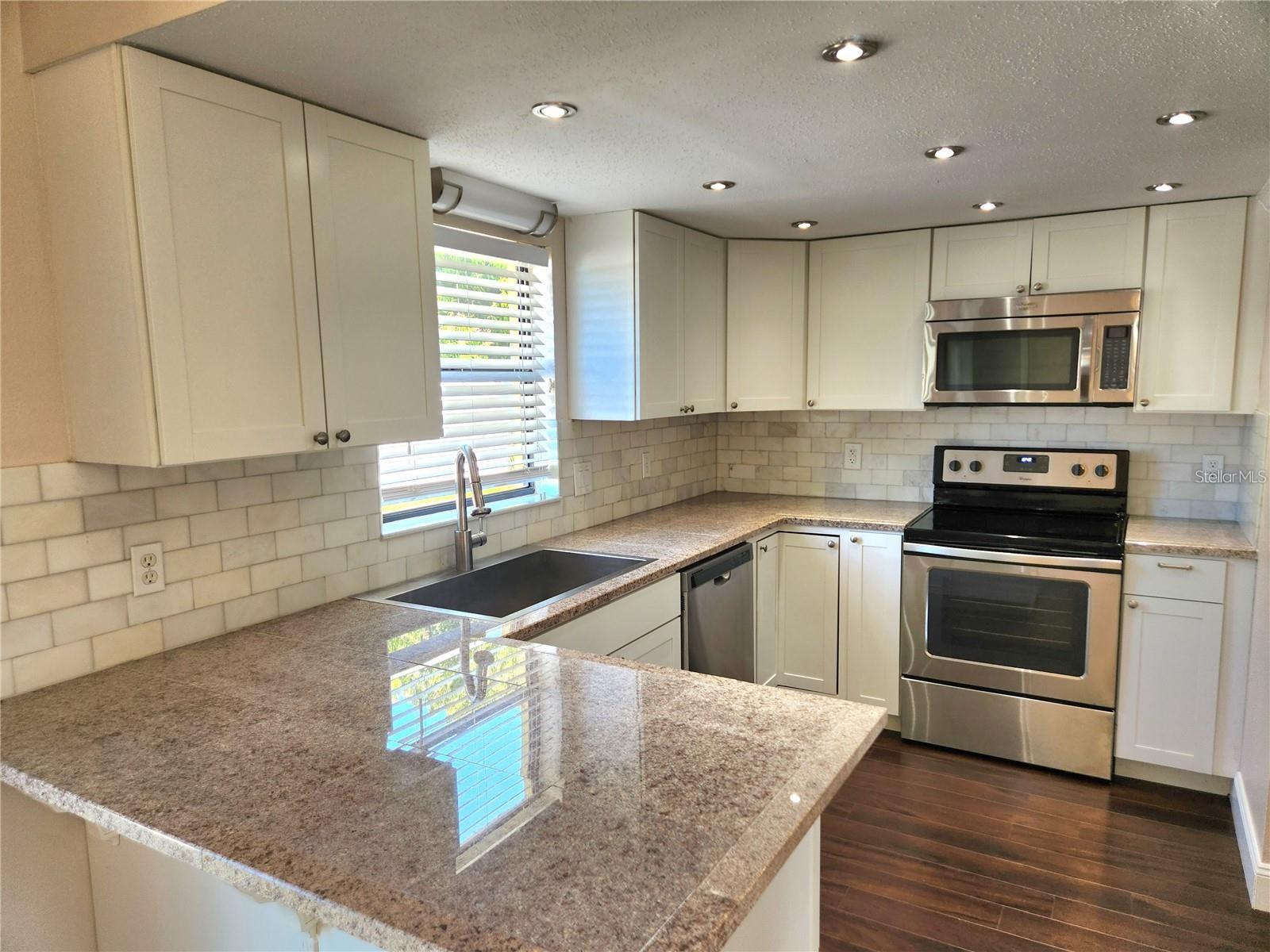 Image 3 of 24 For 7809 Vienna Lane