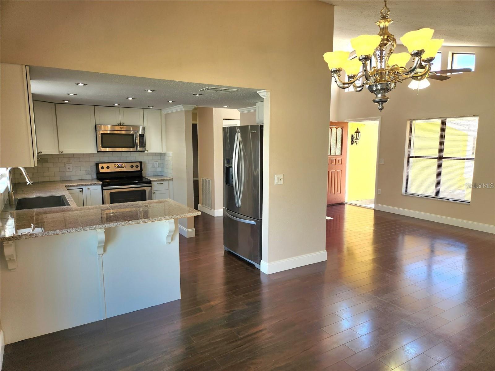 Image 7 of 24 For 7809 Vienna Lane