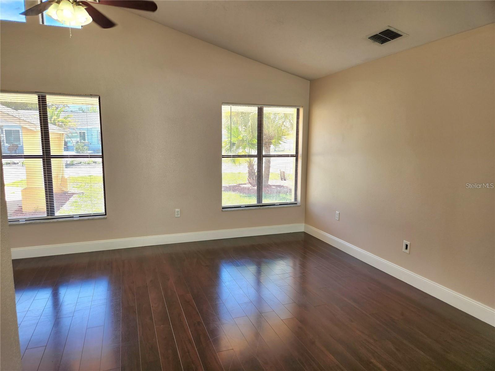 Image 8 of 24 For 7809 Vienna Lane