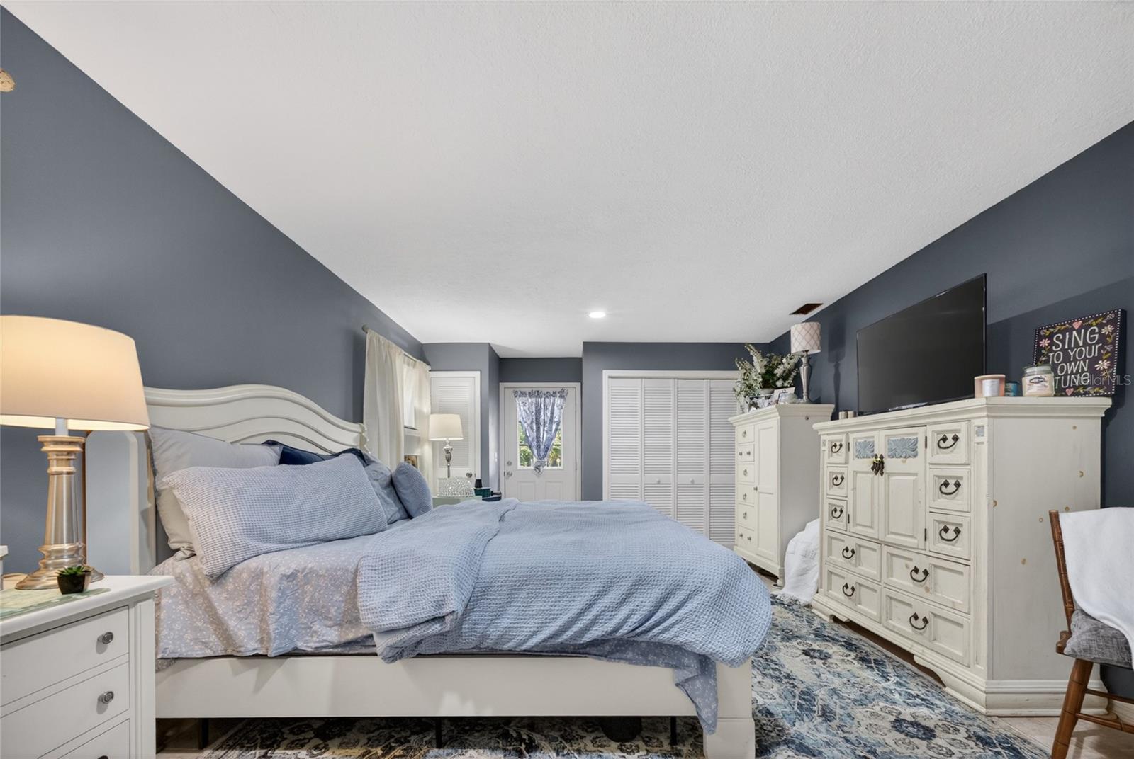 Image 20 of 47 For 7280 Cr 663  