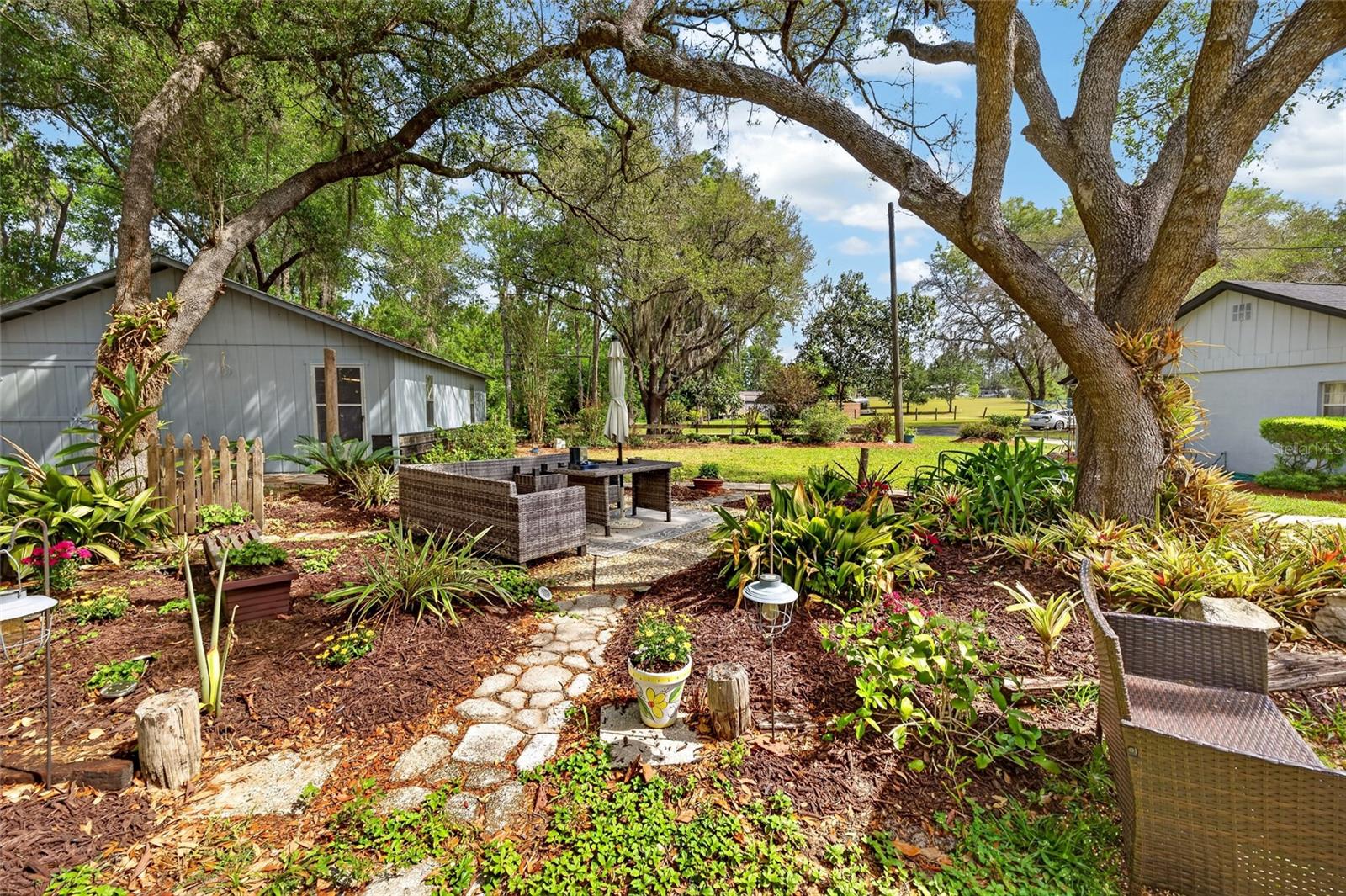 Image 38 of 47 For 7280 Cr 663  