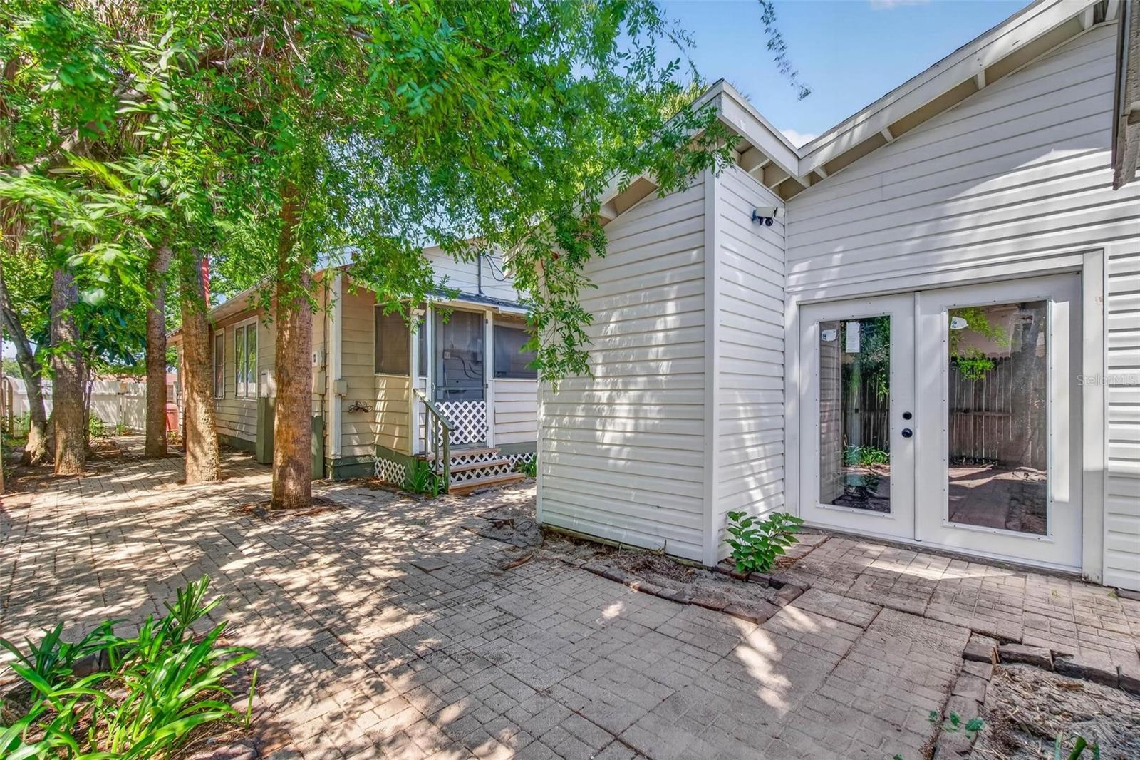 Image 21 of 32 For 5218 1st Avenue S