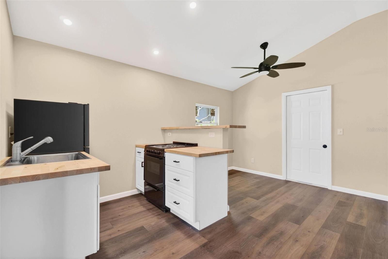 Image 25 of 32 For 5218 1st Avenue S