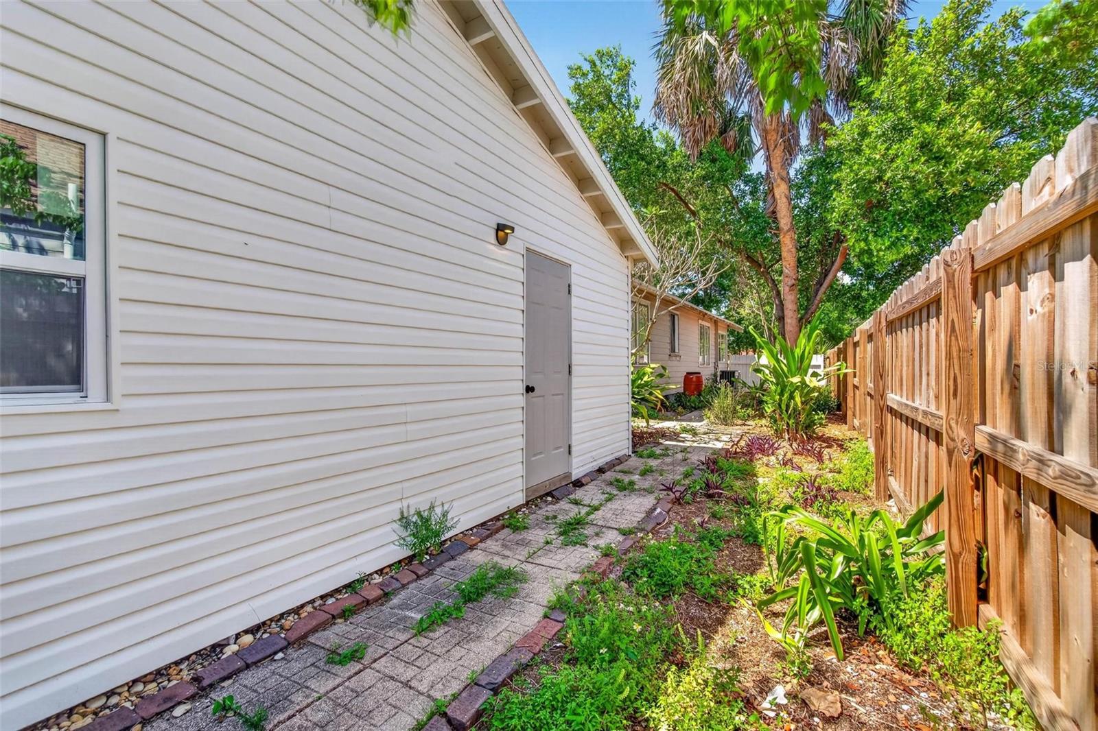 Image 30 of 32 For 5218 1st Avenue S