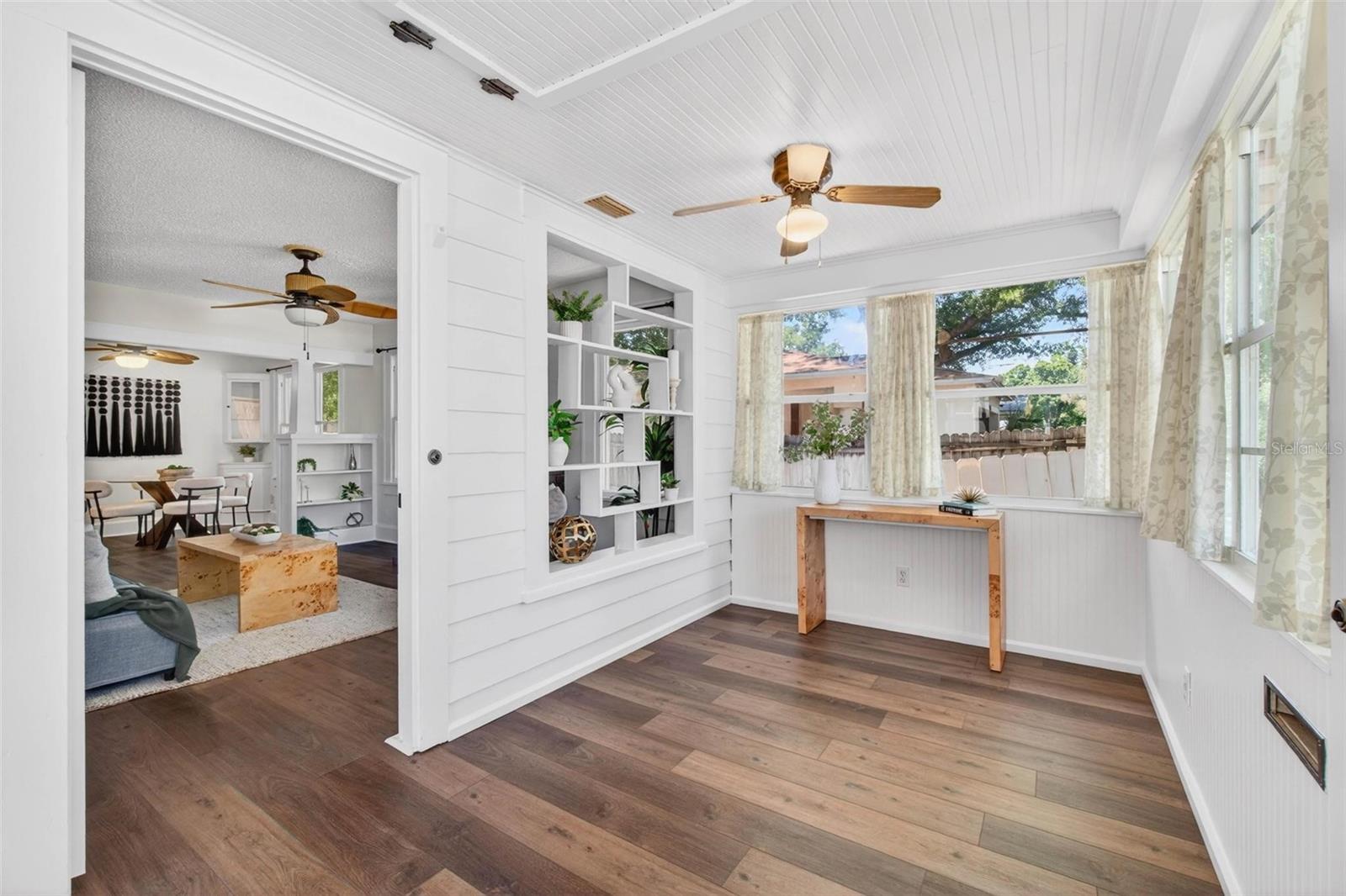 Image 4 of 32 For 5218 1st Avenue S