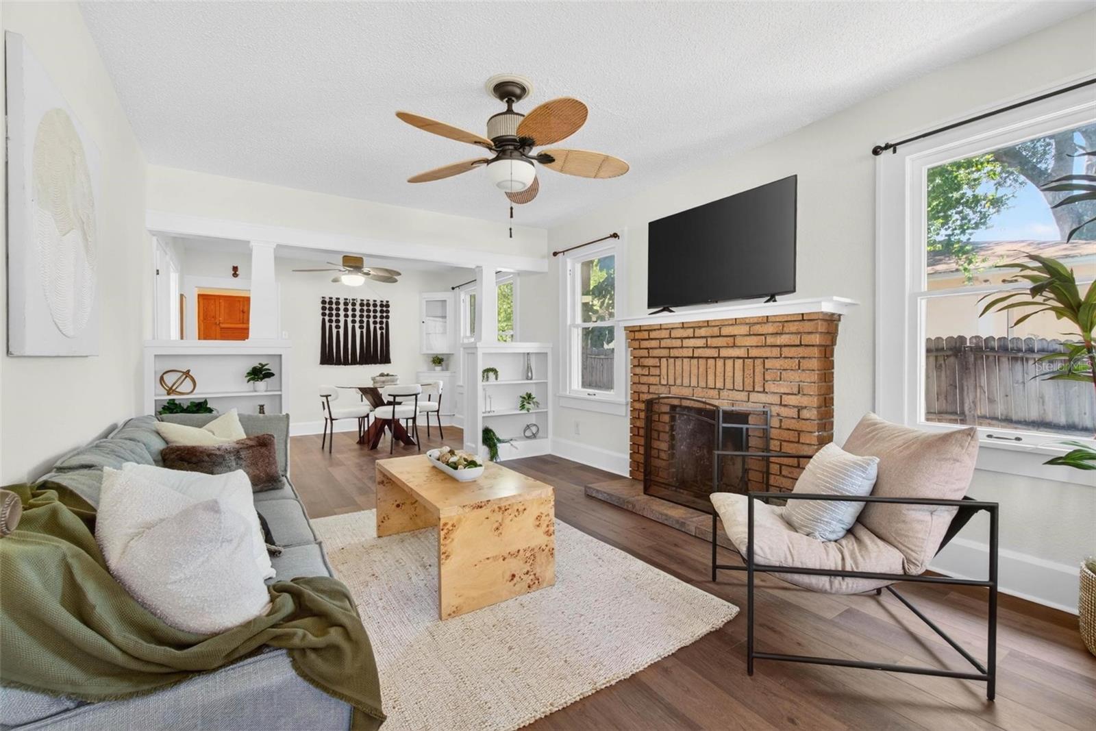 Image 5 of 32 For 5218 1st Avenue S