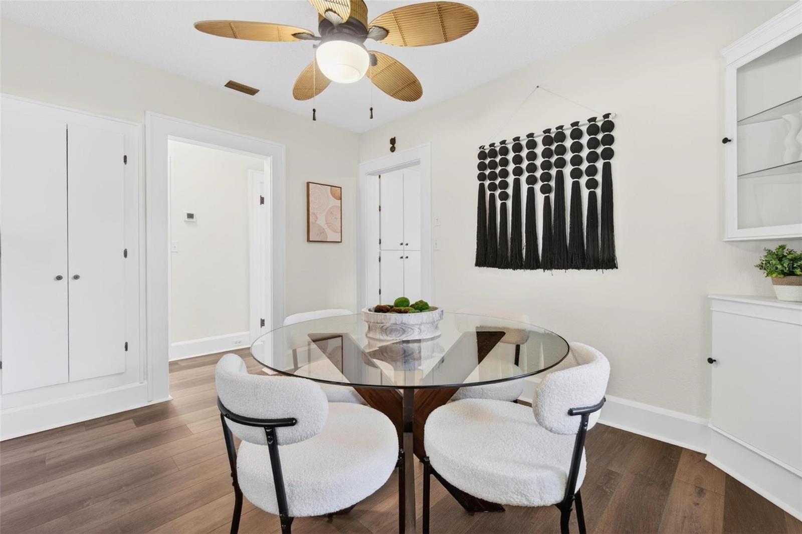 Image 9 of 32 For 5218 1st Avenue S