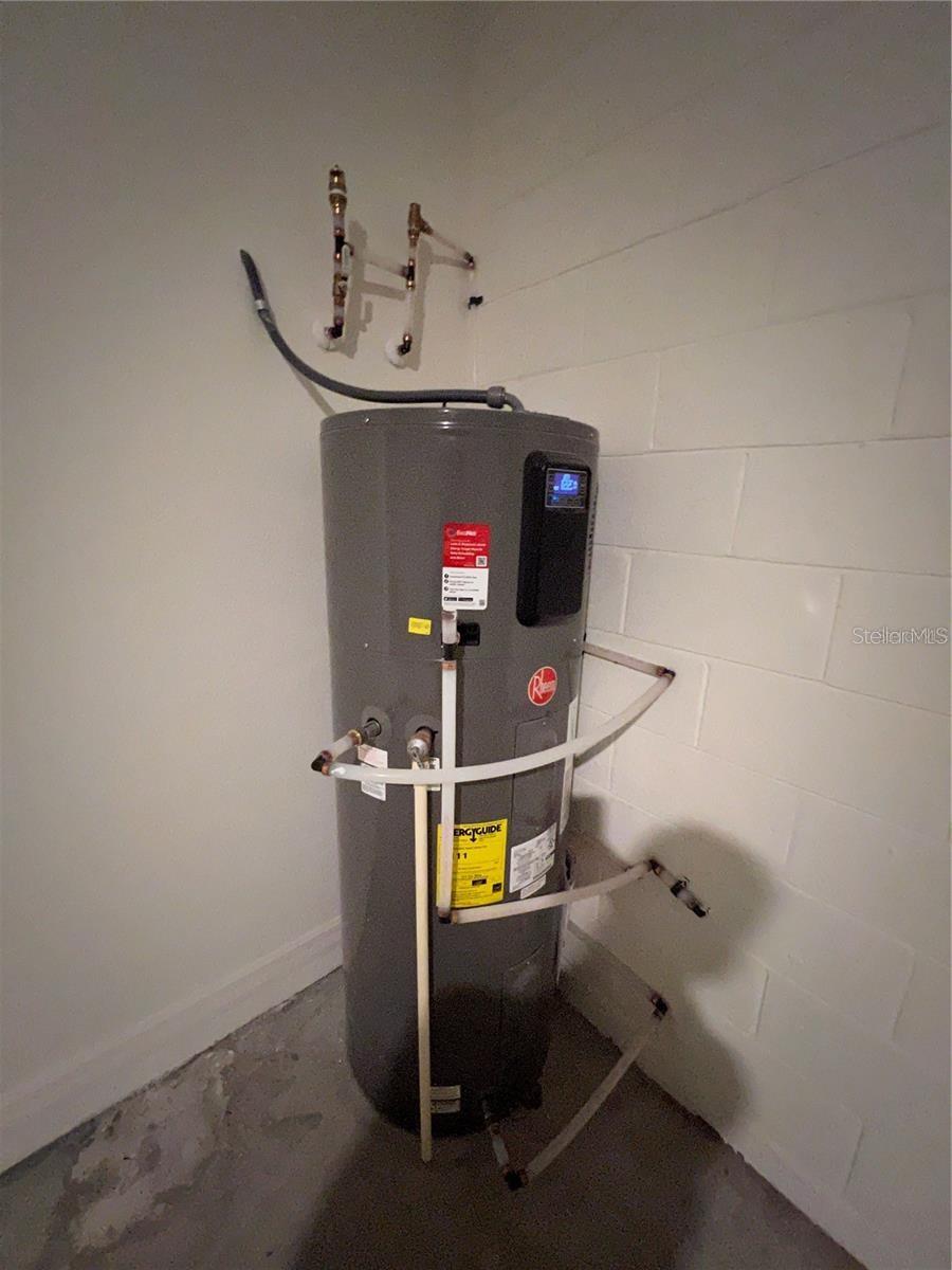 Image 10 of 14 For 2580 89th Street Circle E