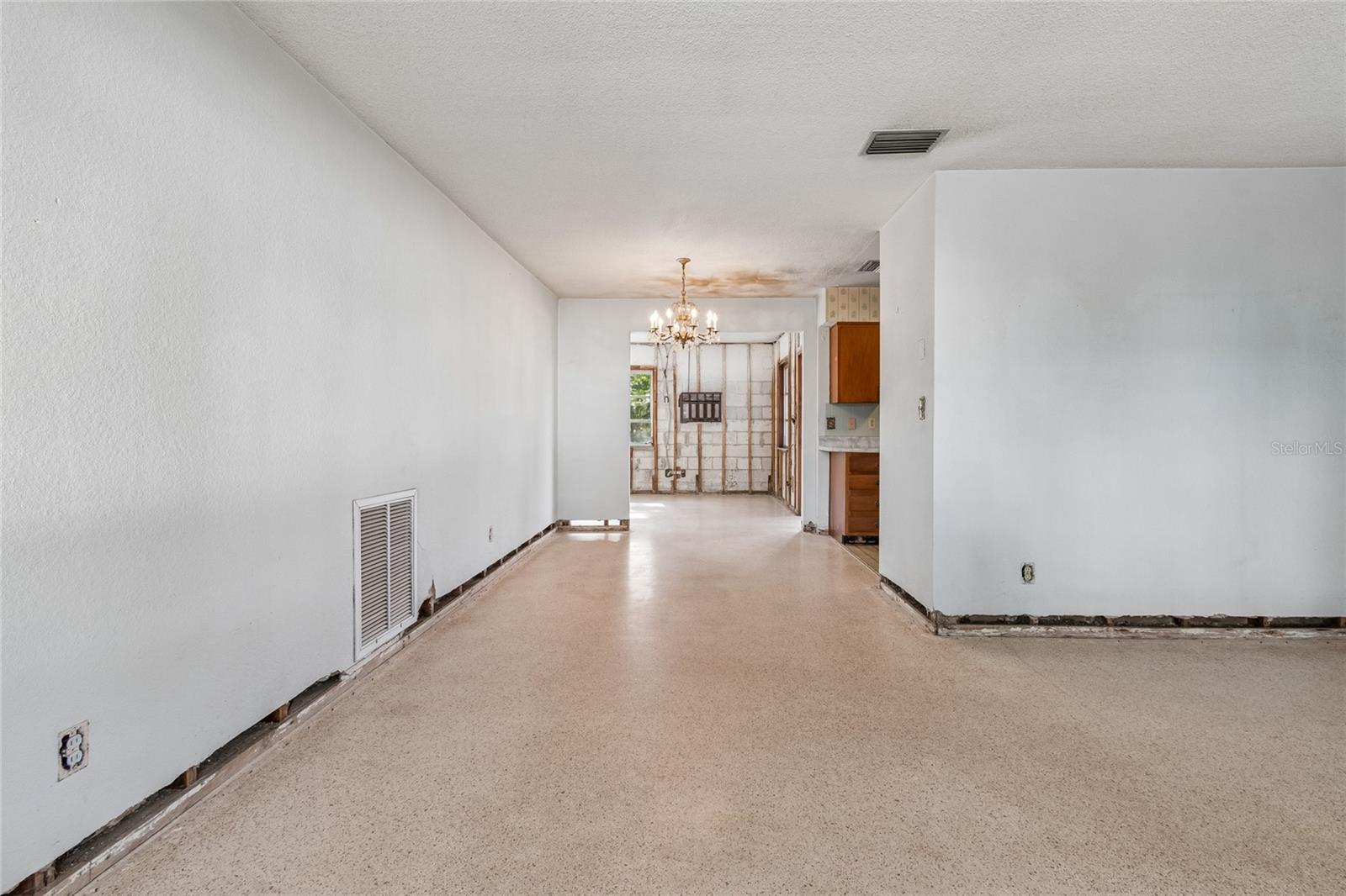 Image 16 of 87 For 4703 Renellie Drive