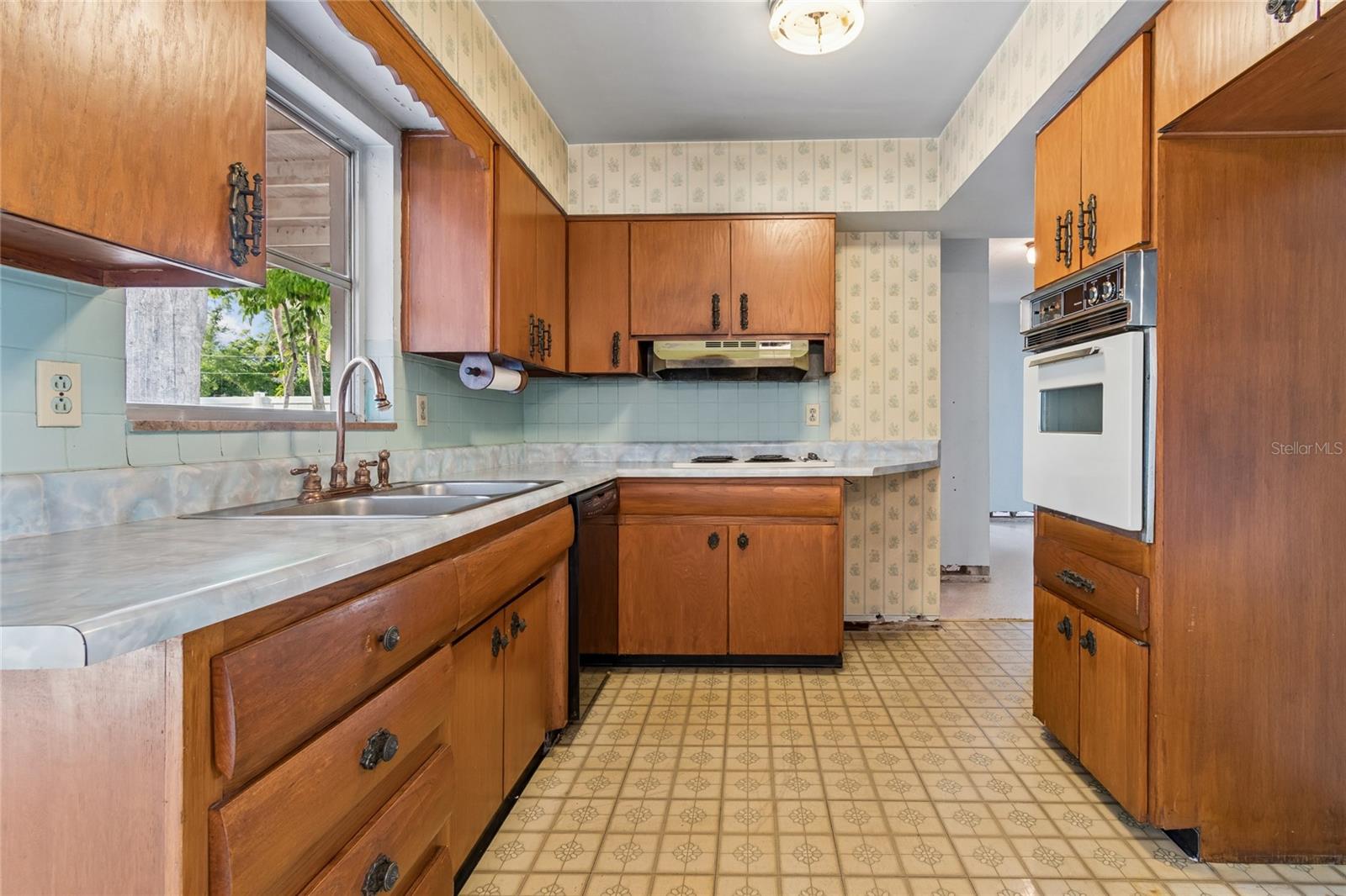 Image 20 of 87 For 4703 Renellie Drive