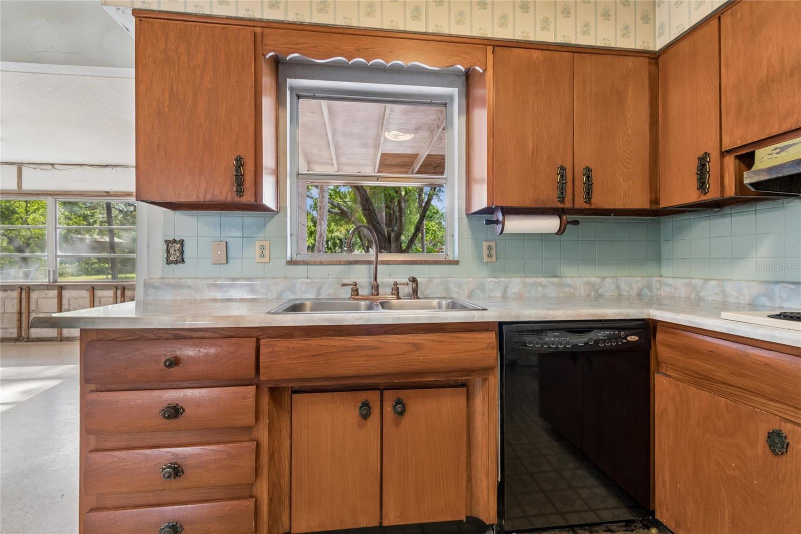 Image 21 of 87 For 4703 Renellie Drive