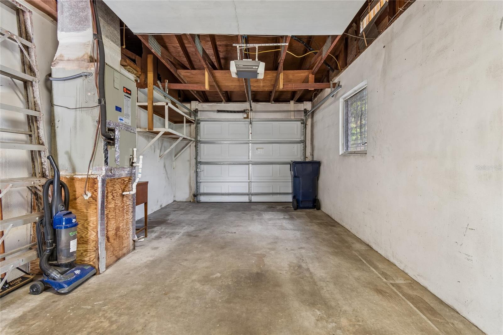 Image 55 of 87 For 4703 Renellie Drive