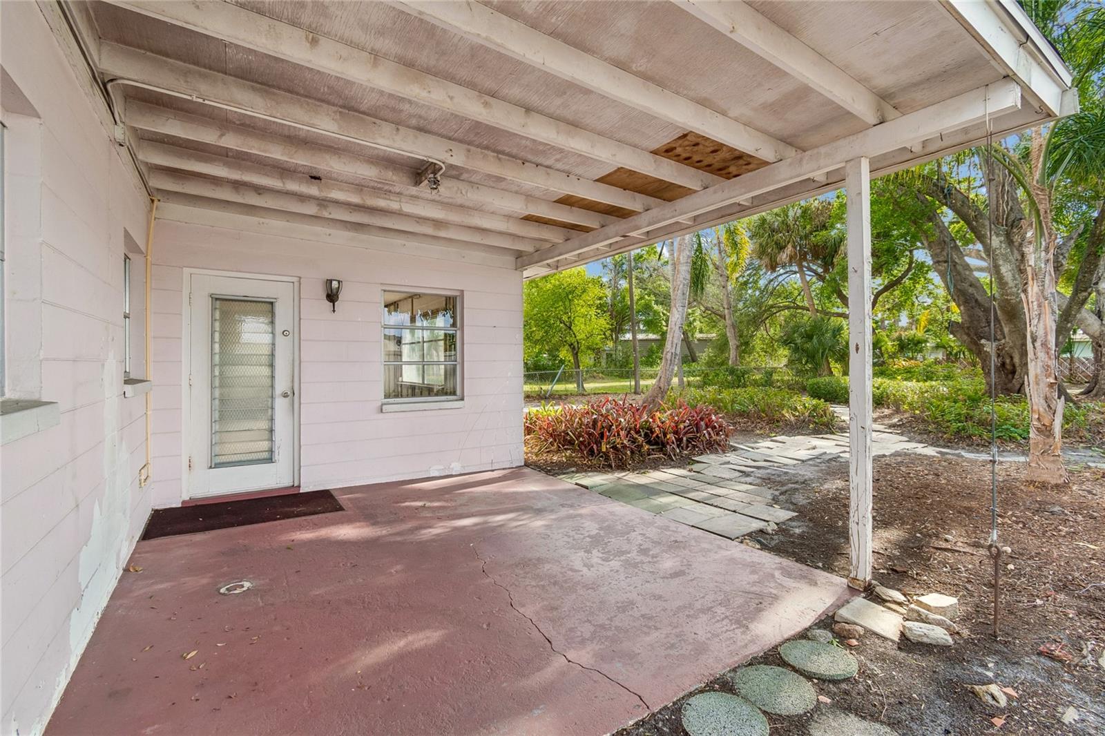 Image 58 of 87 For 4703 Renellie Drive