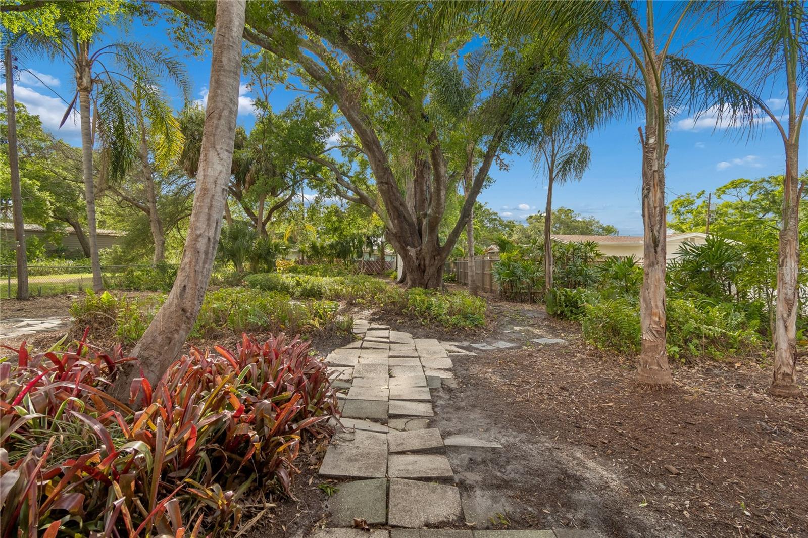 Image 62 of 87 For 4703 Renellie Drive