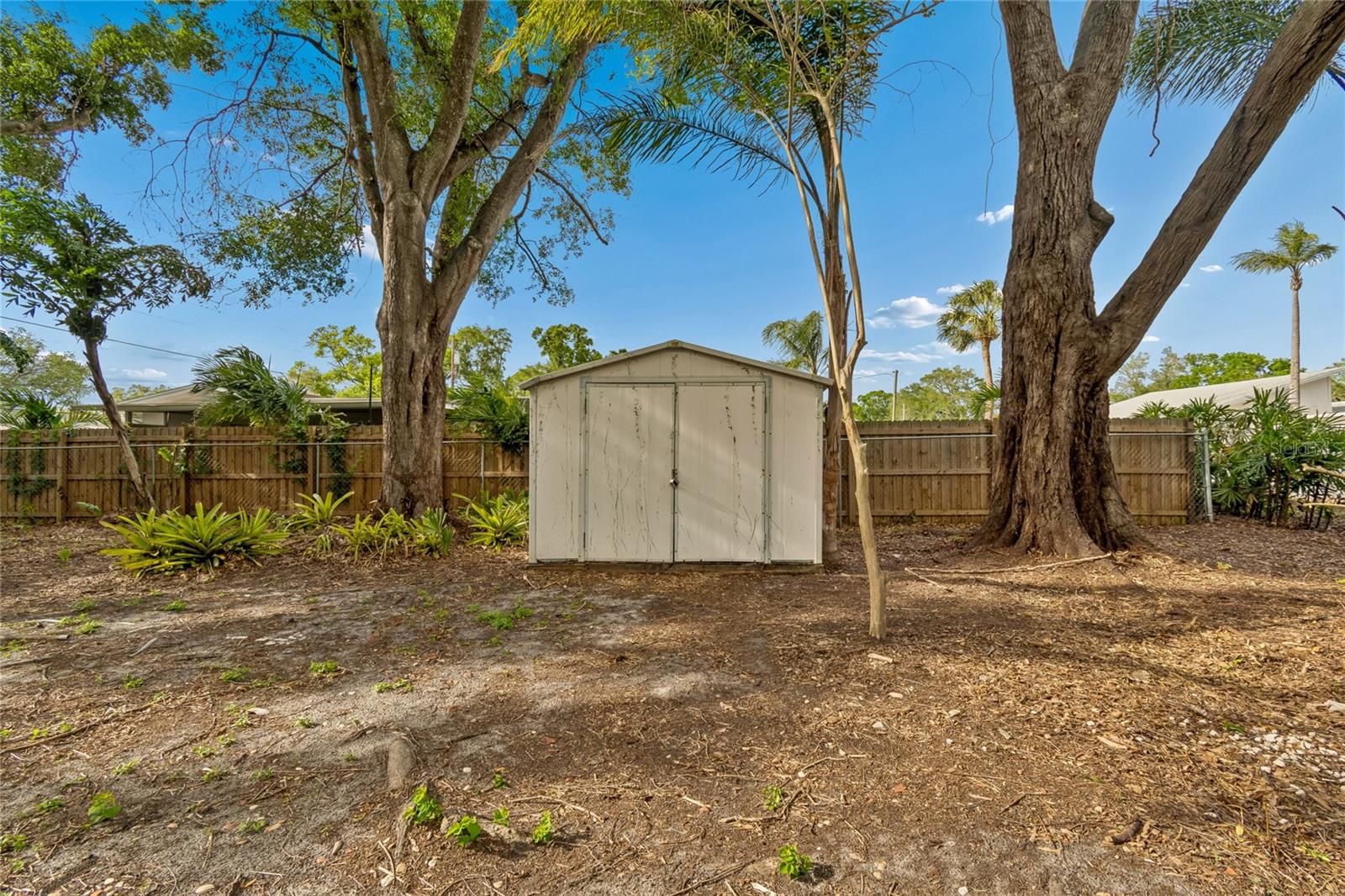 Image 66 of 87 For 4703 Renellie Drive