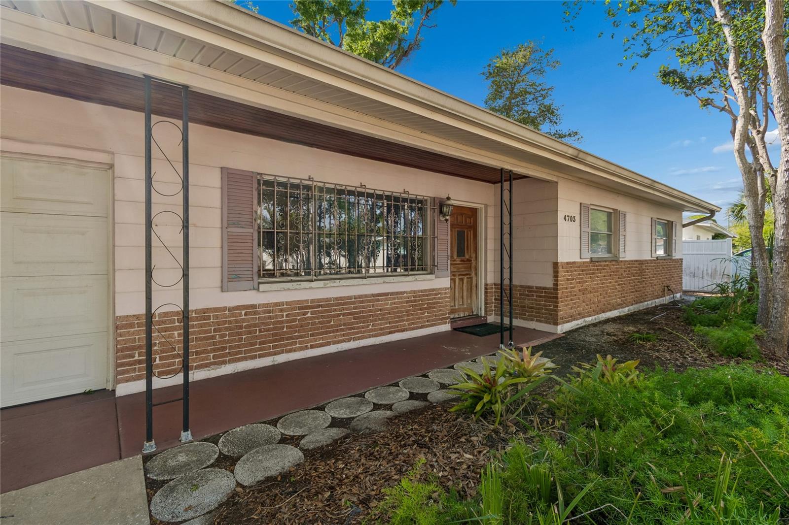 Image 9 of 87 For 4703 Renellie Drive