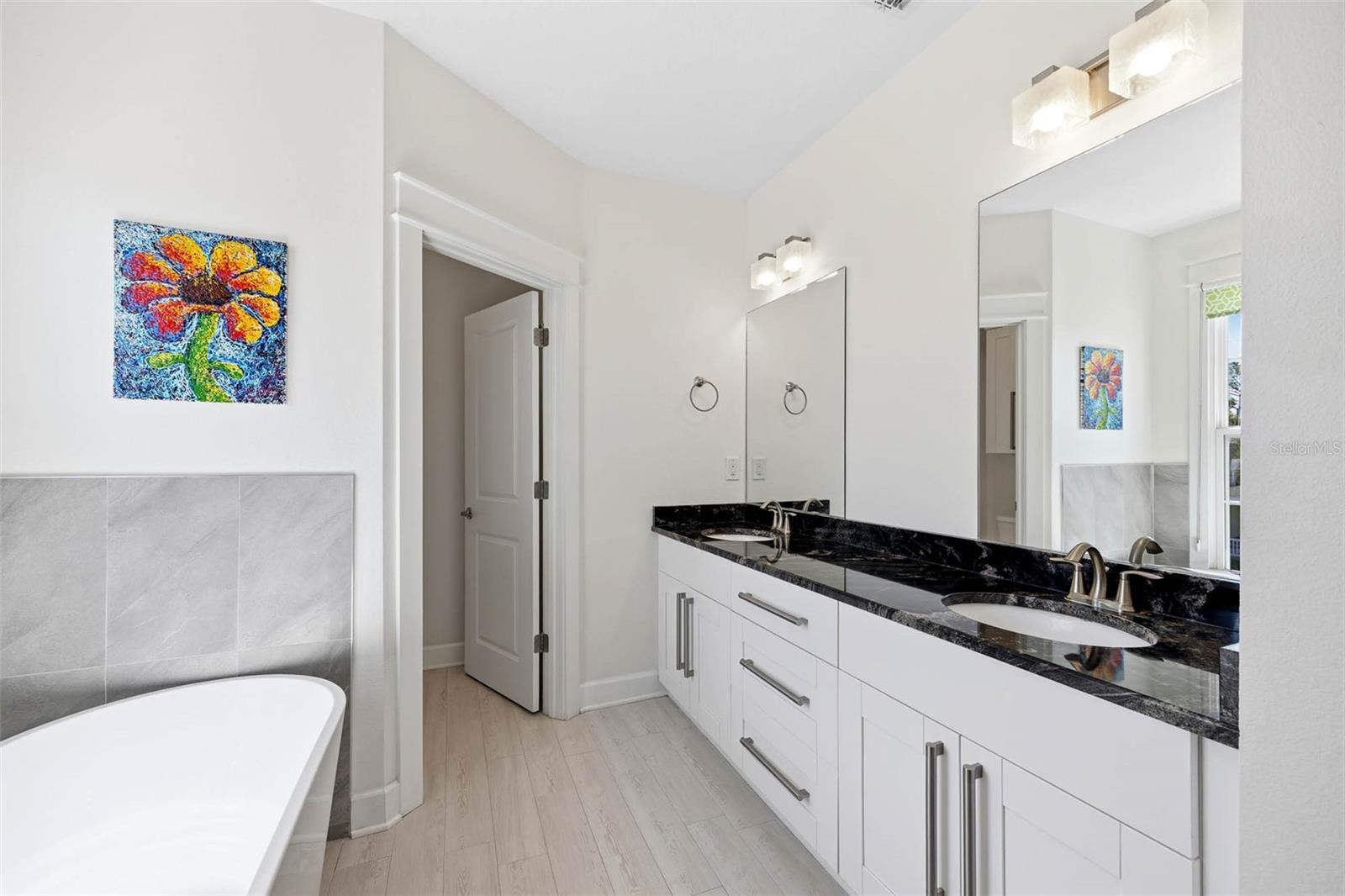 Image 28 of 57 For 4916 3rd Street N