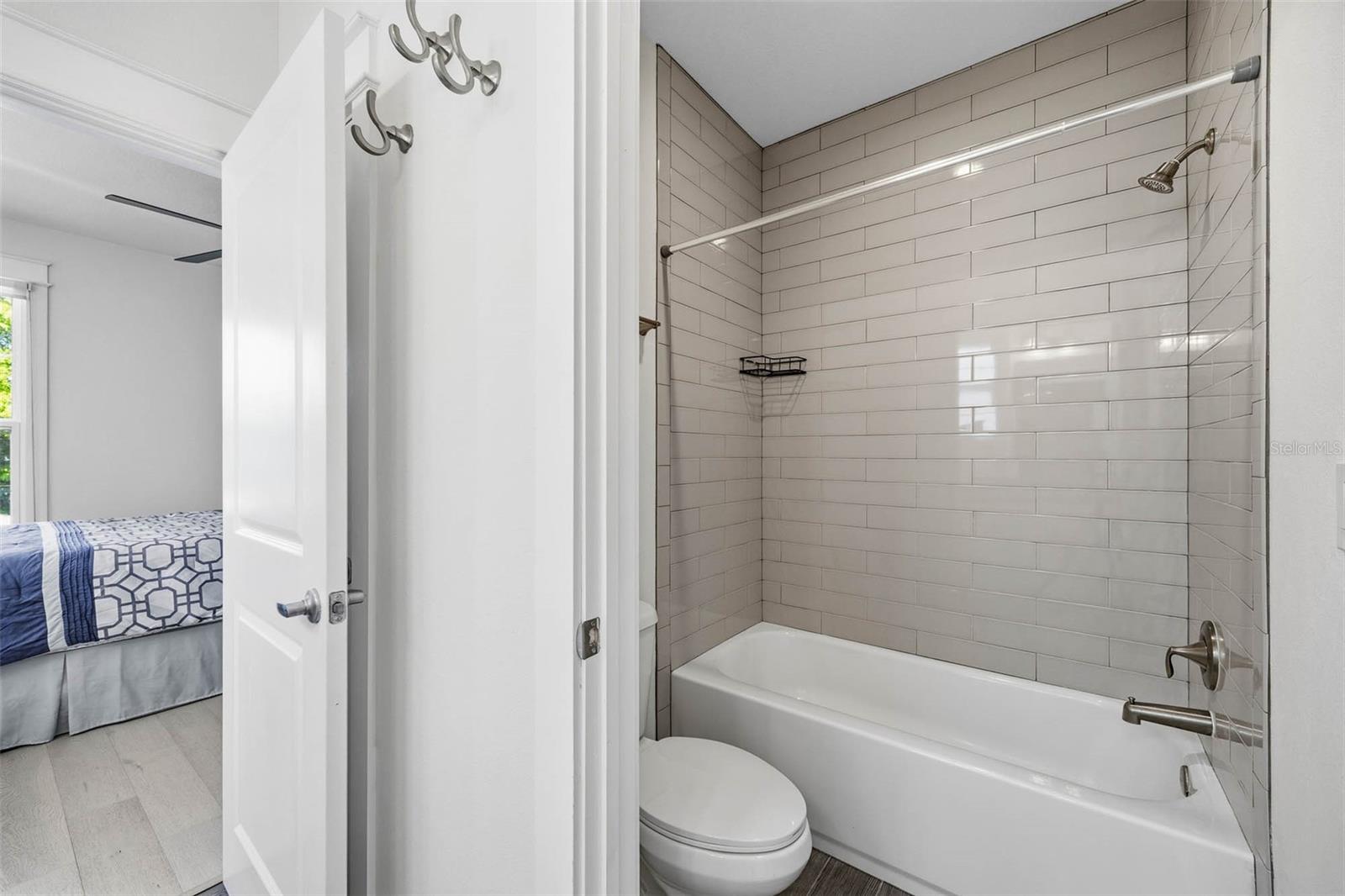 Image 33 of 57 For 4916 3rd Street N