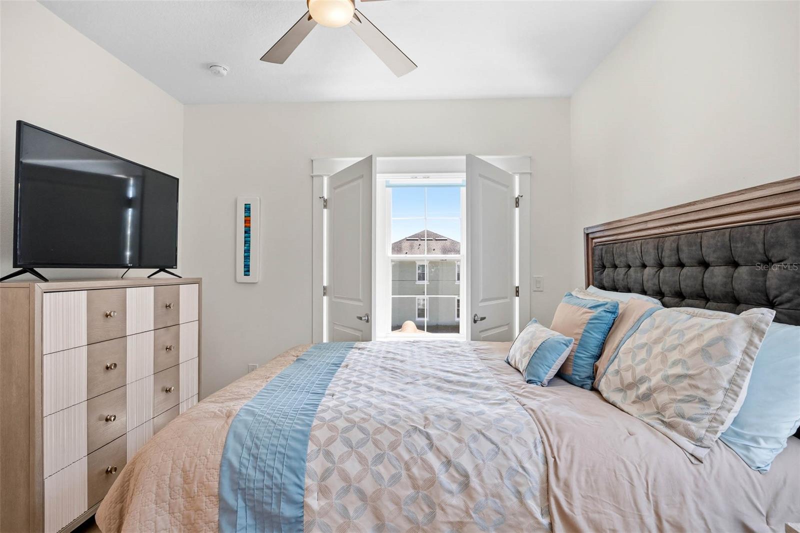 Image 35 of 57 For 4916 3rd Street N