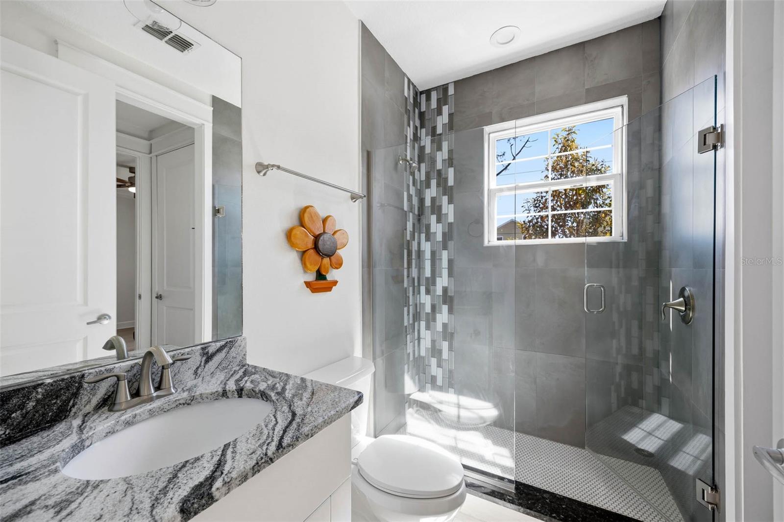 Image 40 of 57 For 4916 3rd Street N