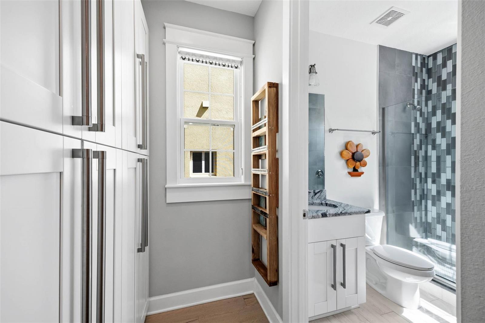 Image 41 of 57 For 4916 3rd Street N