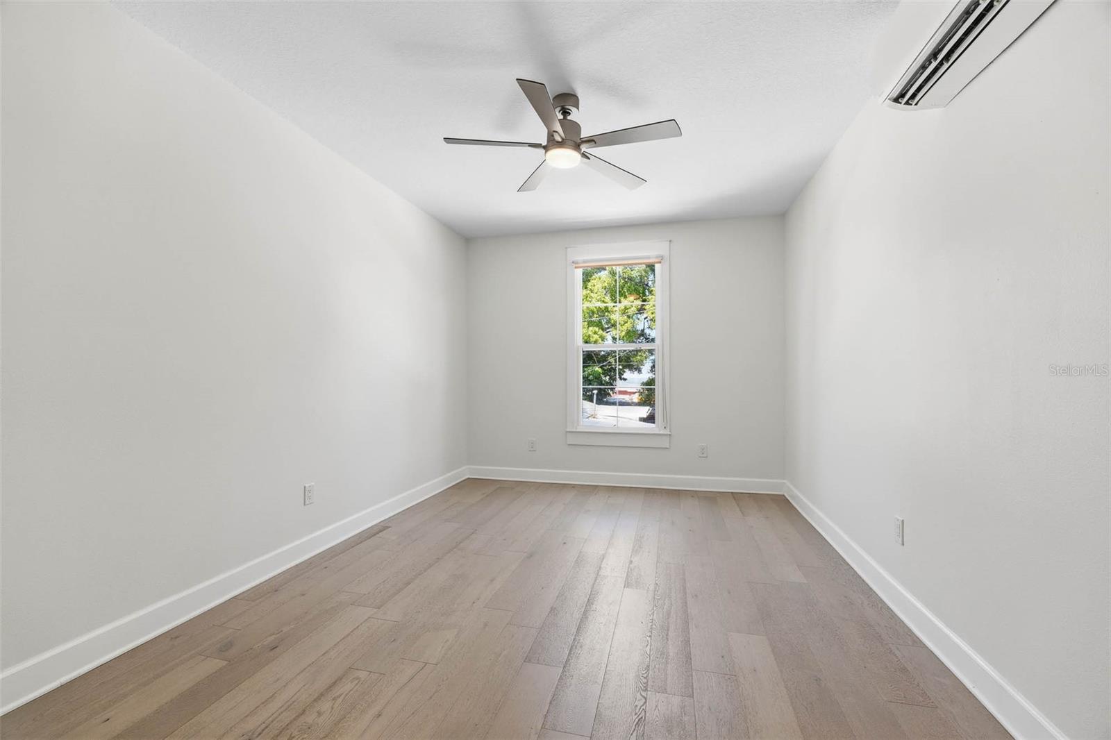 Image 42 of 57 For 4916 3rd Street N