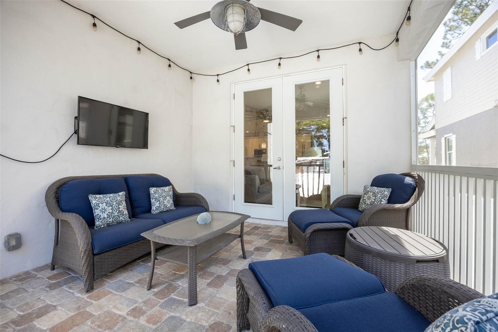 Image 46 of 57 For 4916 3rd Street N