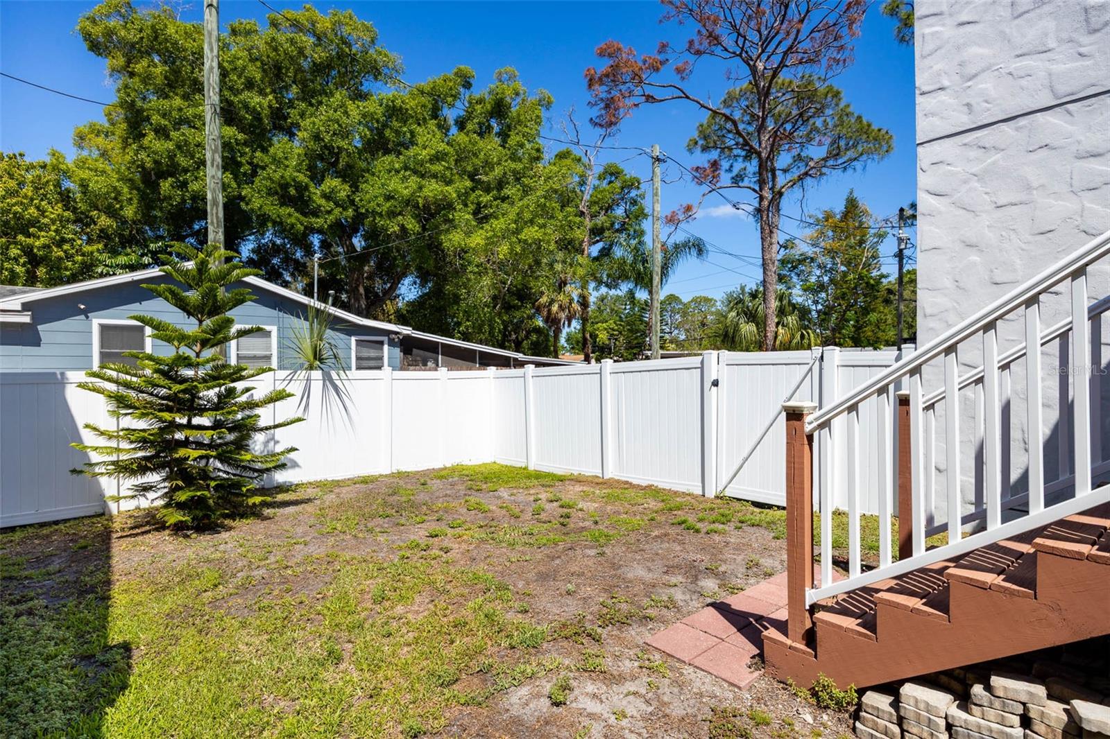 Image 47 of 57 For 4916 3rd Street N