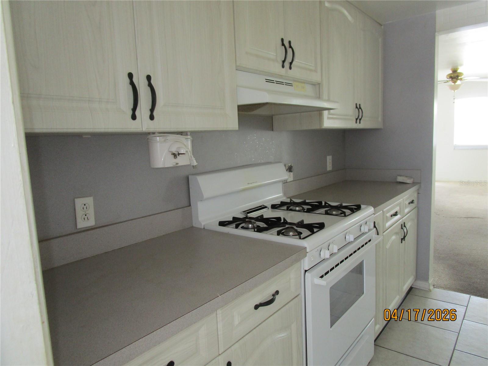 Image 7 of 43 For 5900 21st Street N 15