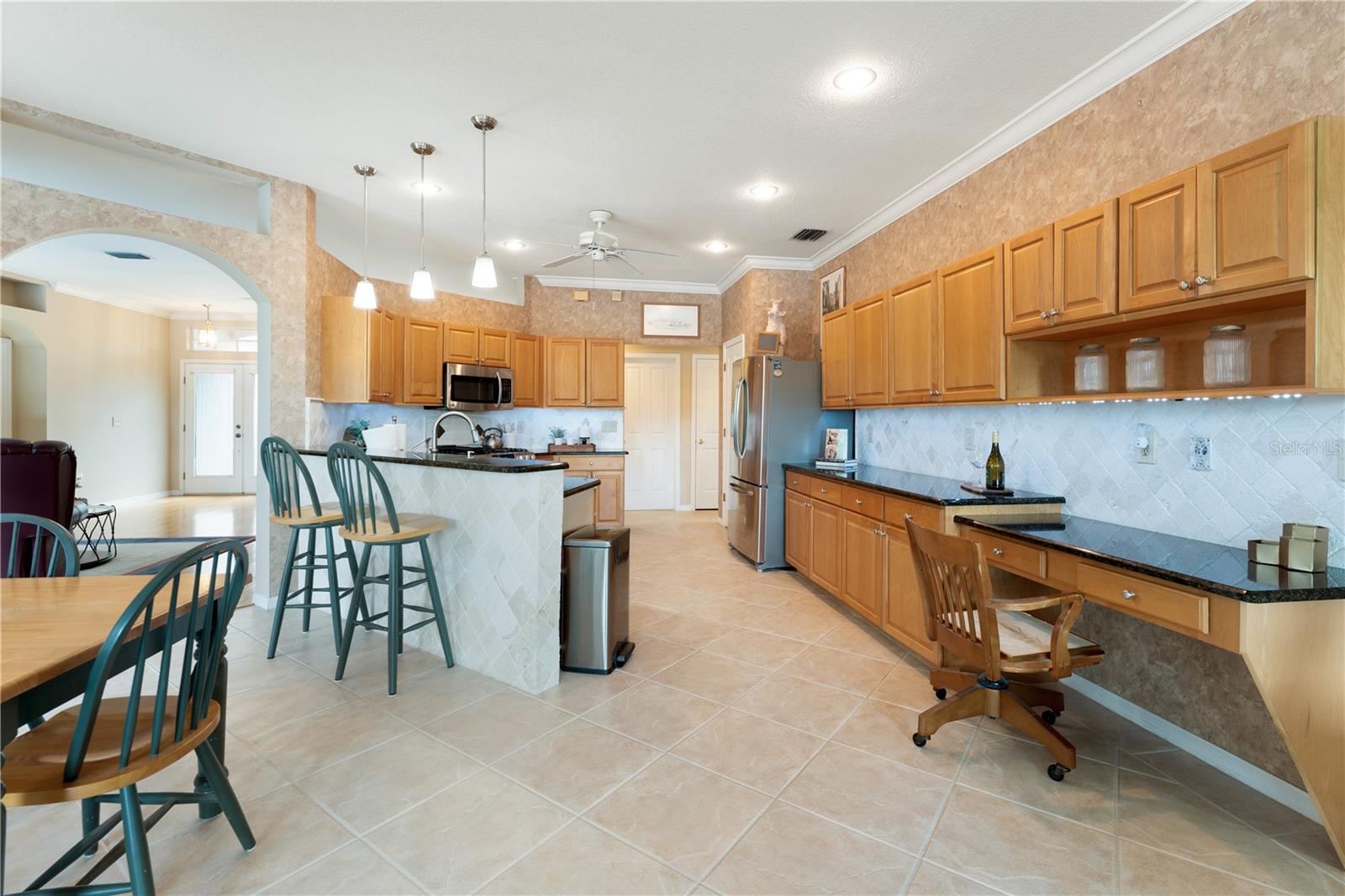 Image 10 of 65 For 9442 Hunters Pond Drive