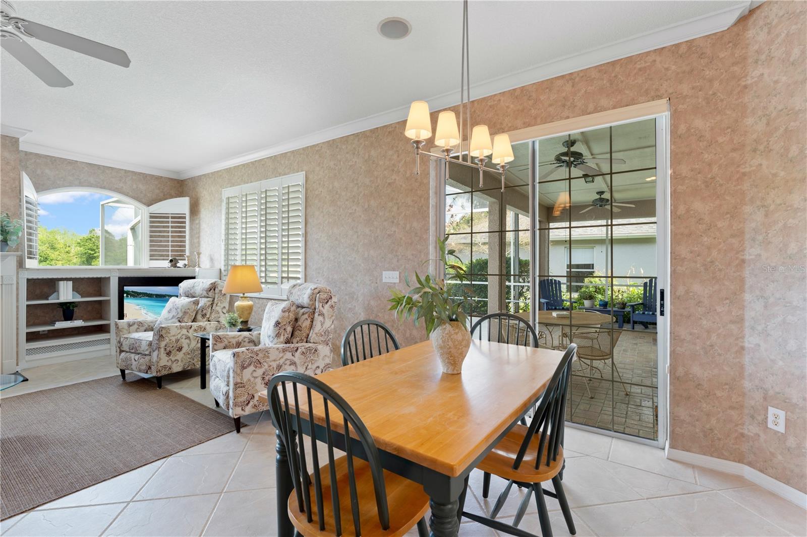 Image 13 of 65 For 9442 Hunters Pond Drive